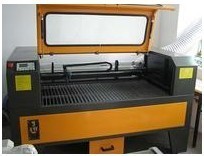 廣告展示架高速激光切割機(jī)-雕刻機(jī)_刻字機(jī)_激光切割機(jī)_切割機(jī)_拋光機(jī)_木工雕刻機(jī)_打標(biāo)機(jī)_廣告雕刻機(jī)_三維切割機(jī)_激光切割機(jī)_雕刻切割_廣告新設(shè)備-中國(guó)標(biāo)識(shí)網(wǎng)