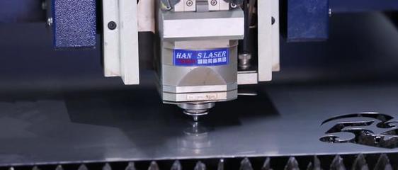 激光切割機(jī)易損壞部位的防護(hù)鏡片